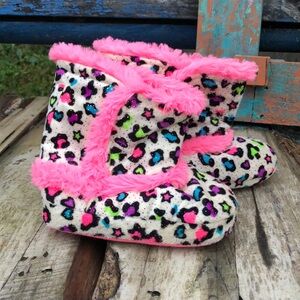 Faux Fur Colorful Leopard Print  Slippers Girls size Small